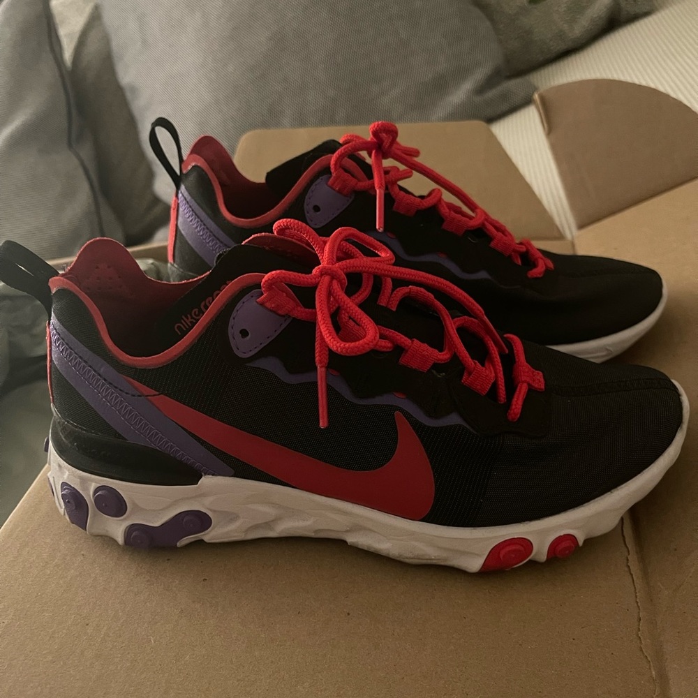 Nike React
